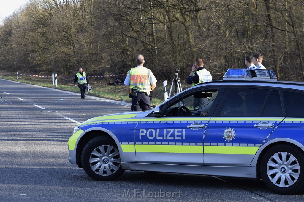 Schwerer VU Krad Fahrrad Koeln Porz Alte Koelnerstr P178.JPG - Miklos Laubert